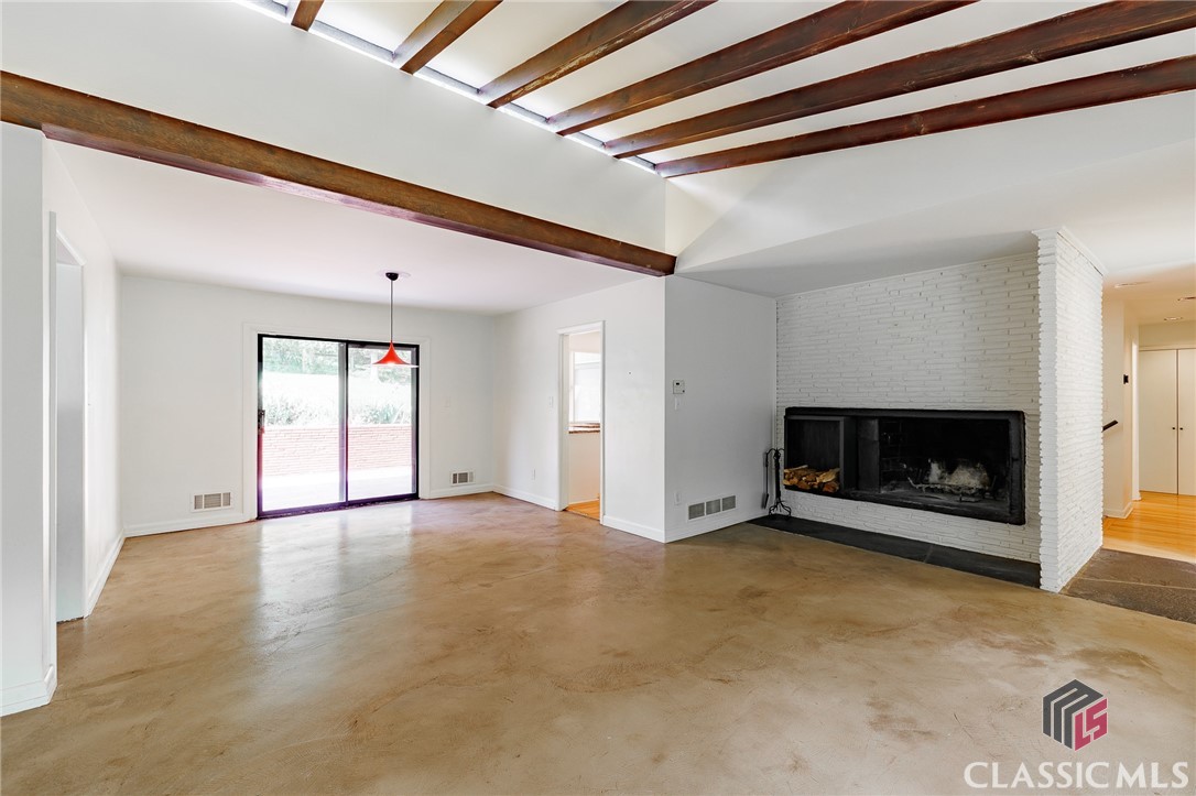 325 Duncan Springs Road