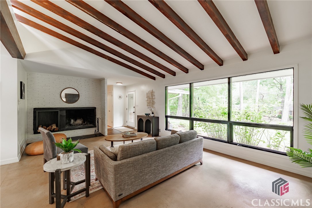 325 Duncan Springs Road