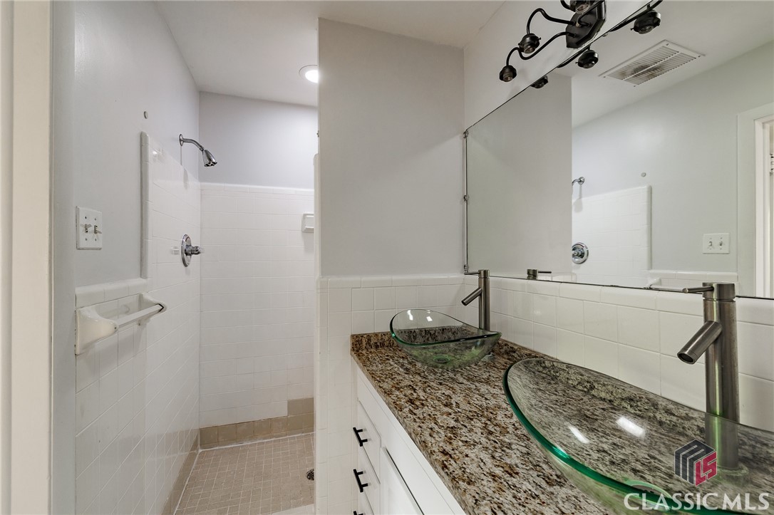 325 Duncan Springs Road