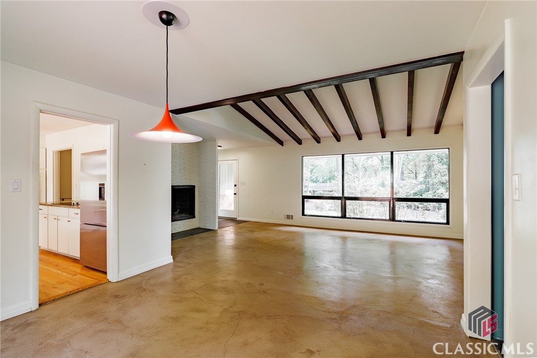 325 Duncan Springs Road