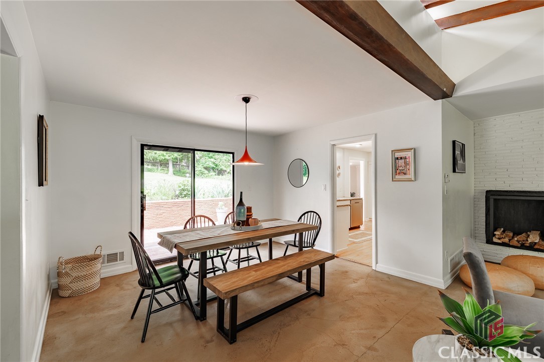 325 Duncan Springs Road