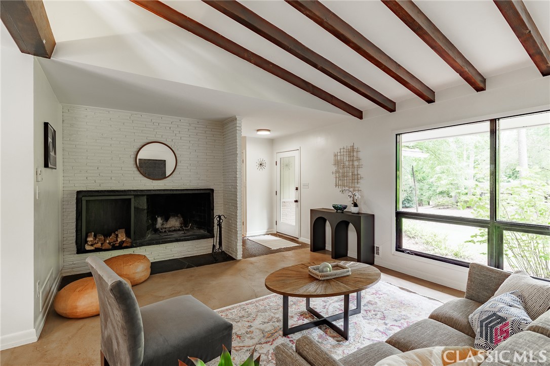 325 Duncan Springs Road