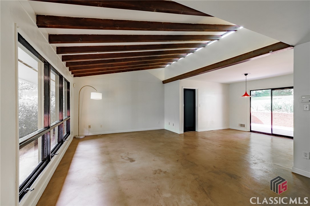 325 Duncan Springs Road