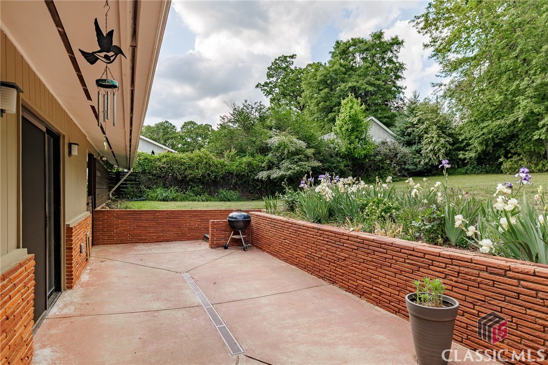 325 Duncan Springs Road