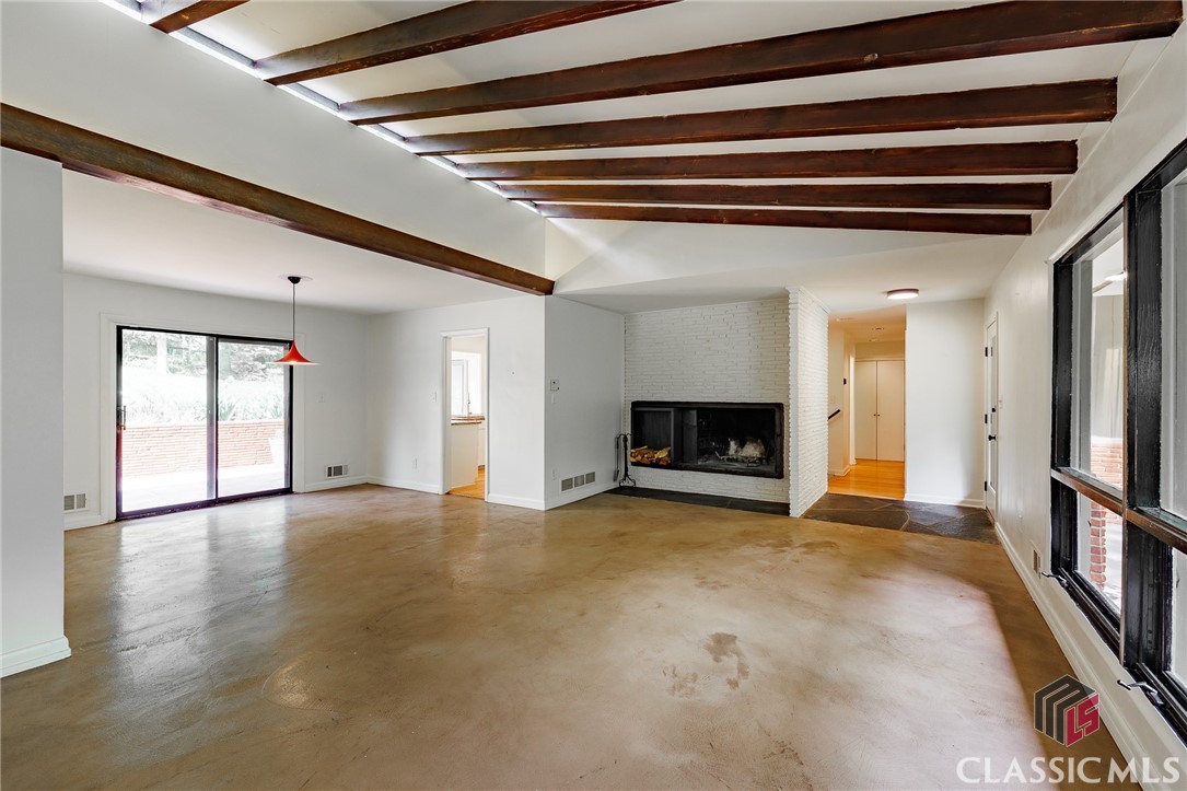 325 Duncan Springs Road