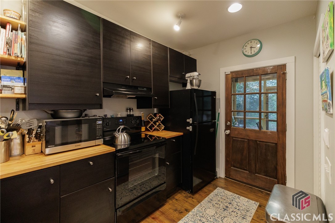 395 Cleveland Avenue