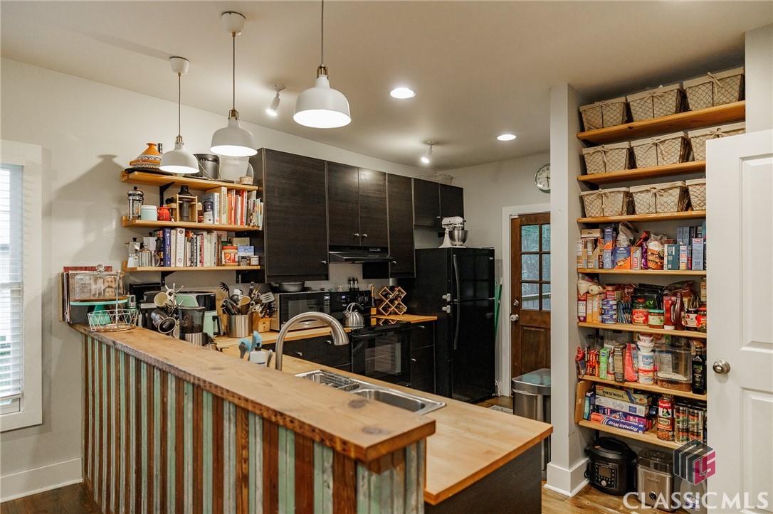 395 Cleveland Avenue