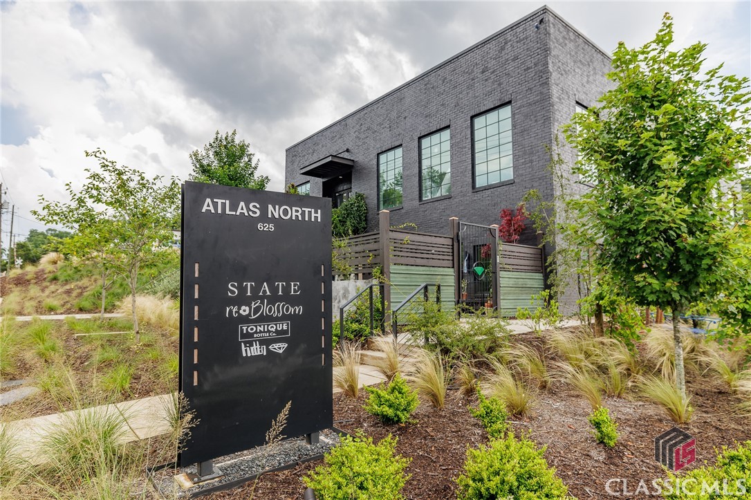 395 Cleveland Avenue