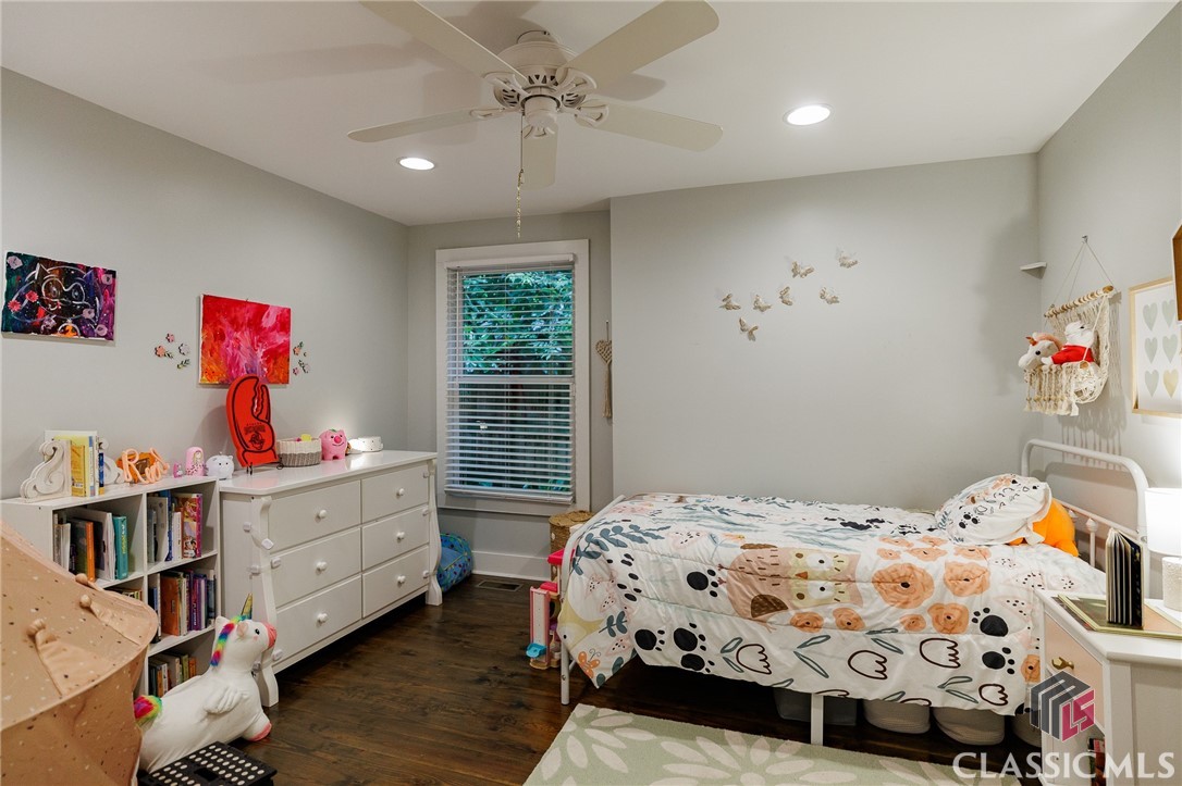 395 Cleveland Avenue