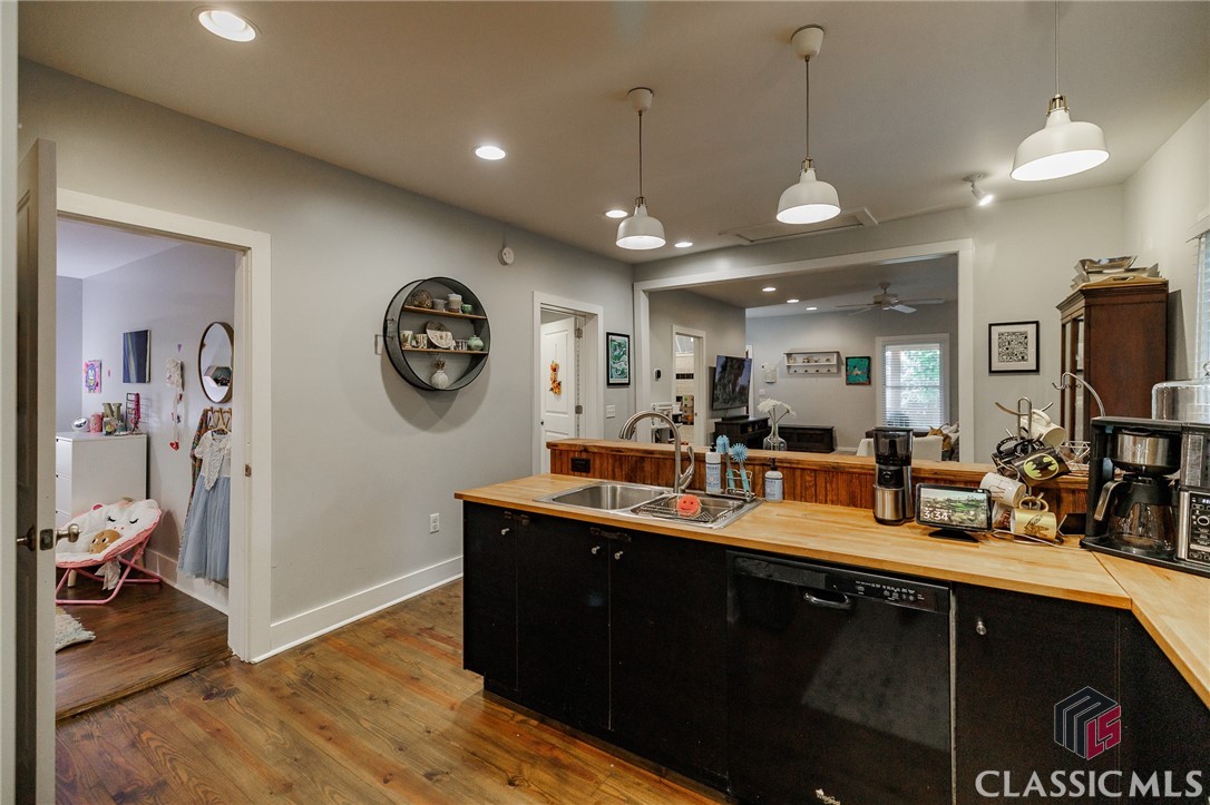 395 Cleveland Avenue