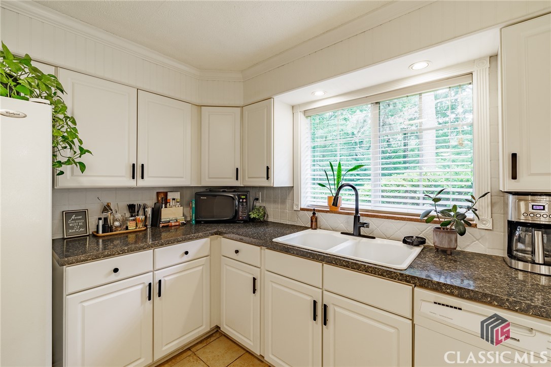 225 Riverside Drive