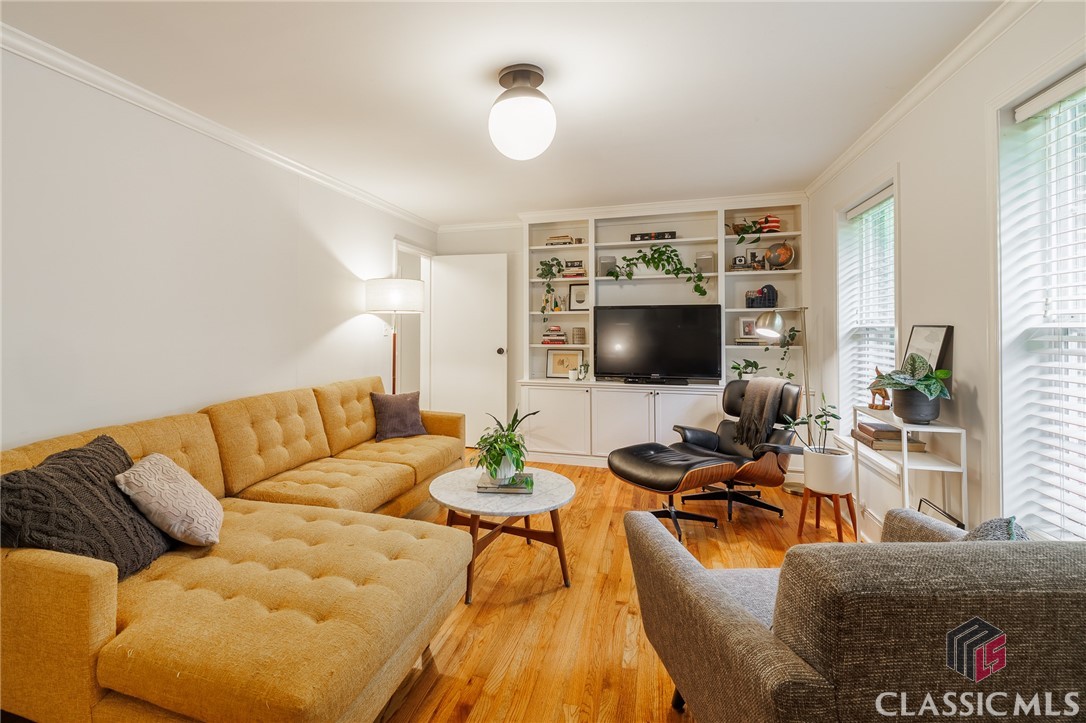 225 Riverside Drive