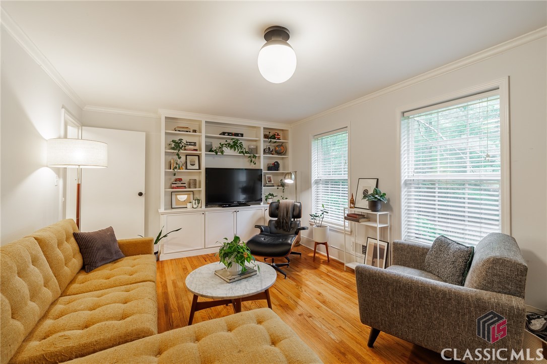 225 Riverside Drive