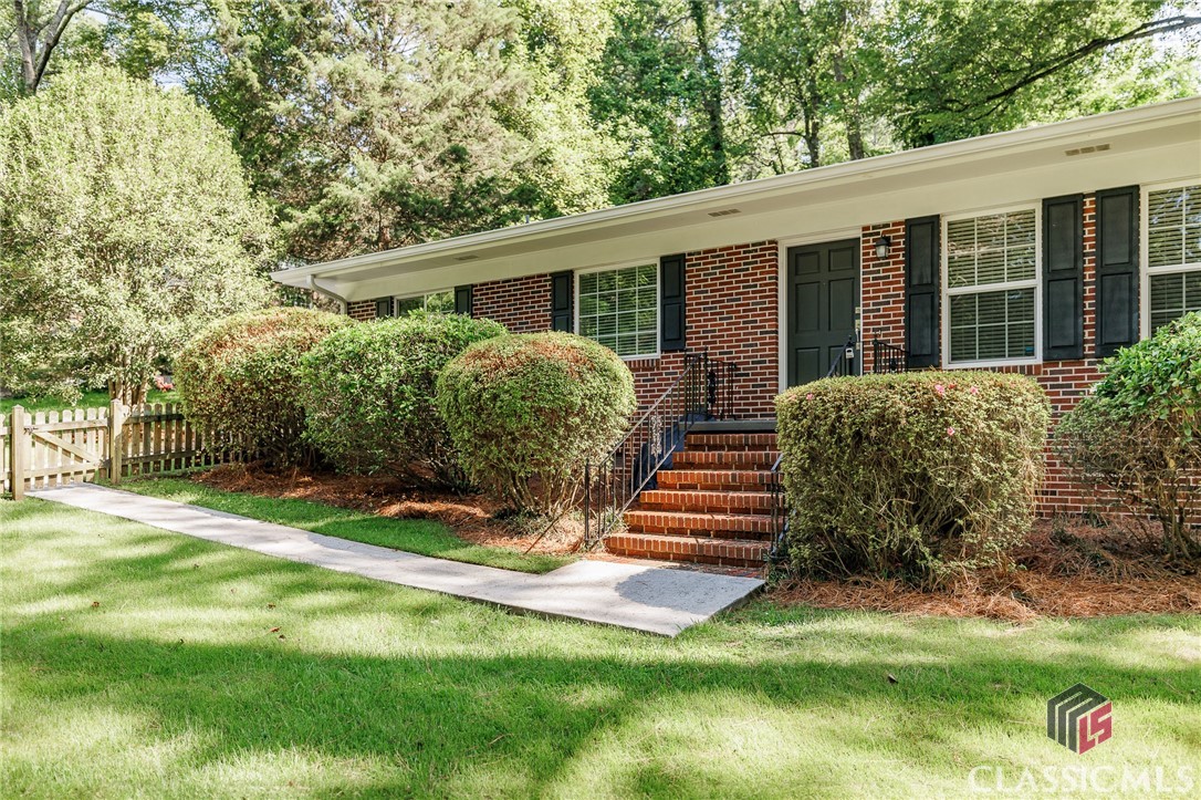225 Riverside Drive