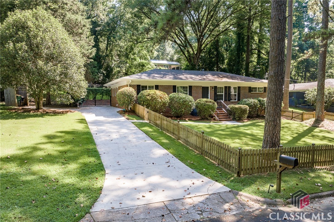 225 Riverside Drive