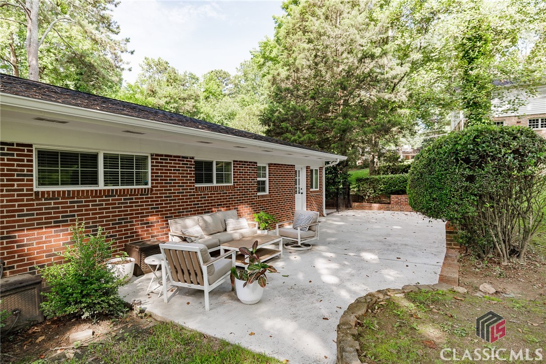 225 Riverside Drive