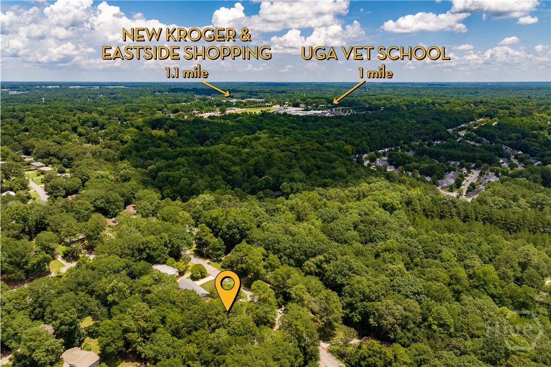 655 University Circle