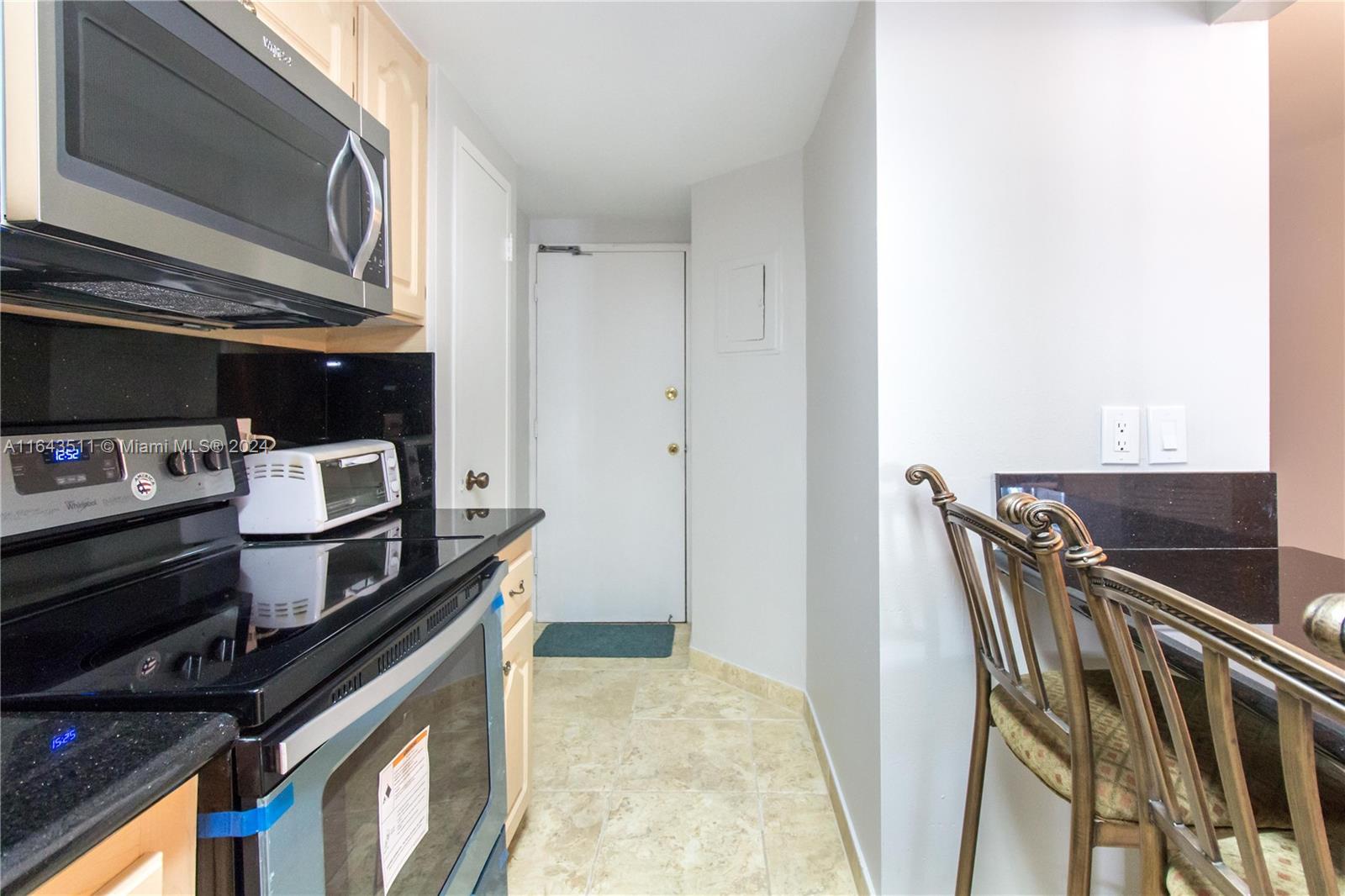 999 S Brickell Bay Dr # 1906