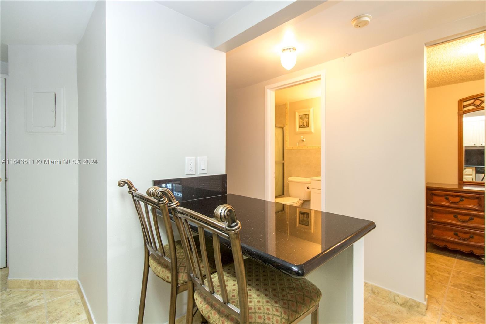 999 S Brickell Bay Dr # 1906