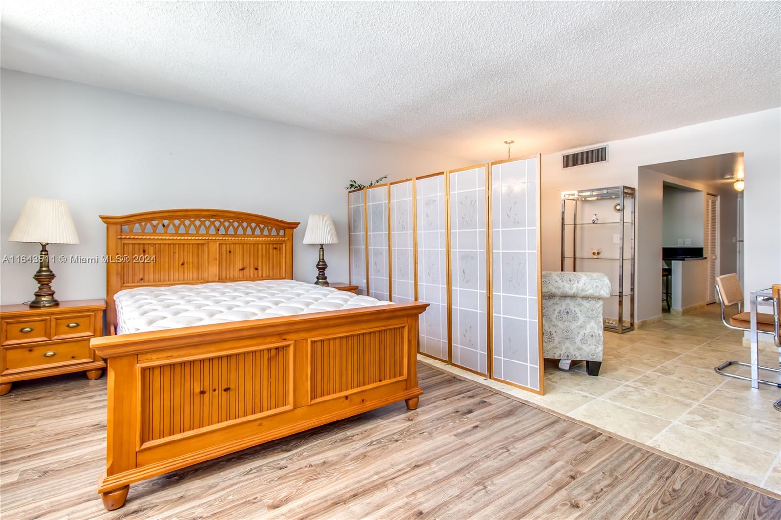 999 S Brickell Bay Dr # 1906