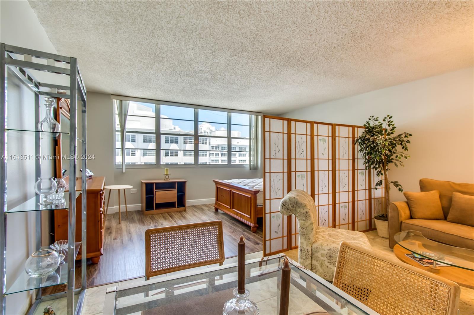 999 S Brickell Bay Dr # 1906