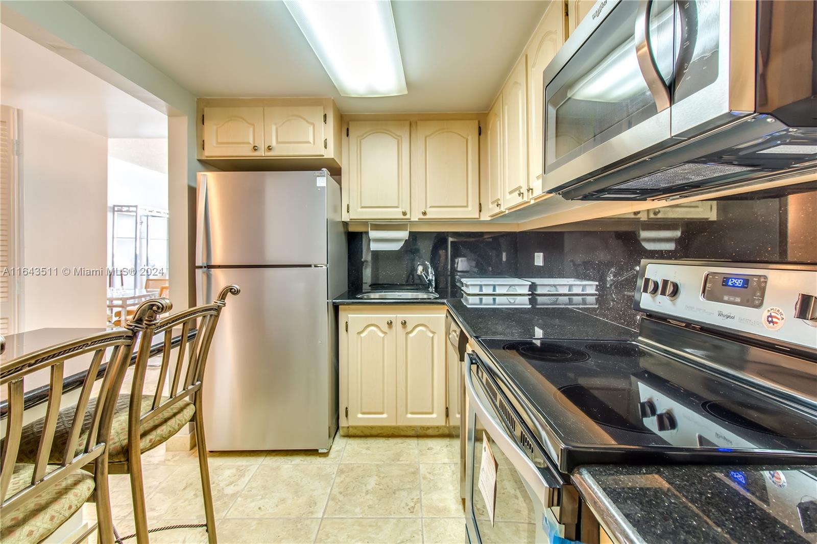 999 S Brickell Bay Dr # 1906