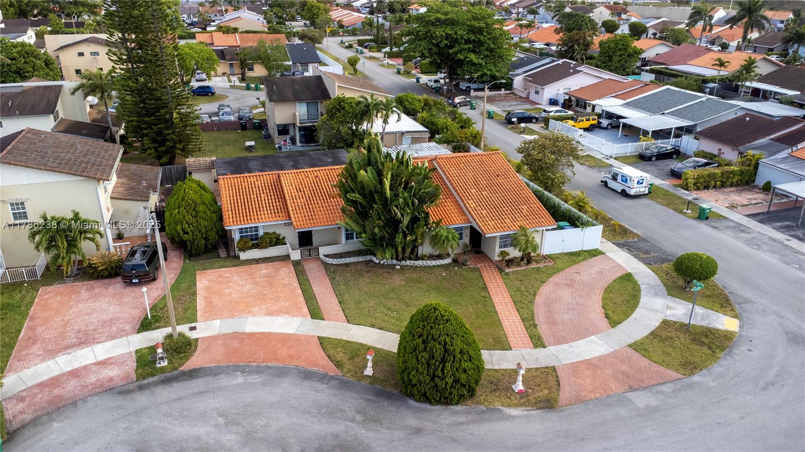 11923 SW 11th Ter # 2 Unit: D-2