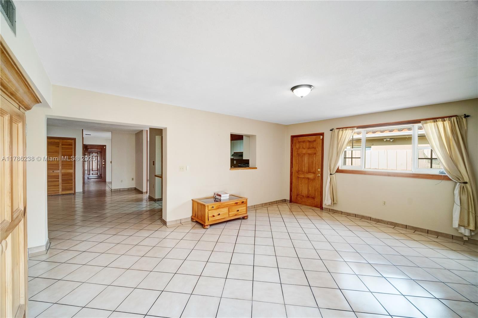 11923 SW 11th Ter # 2 Unit: D-2