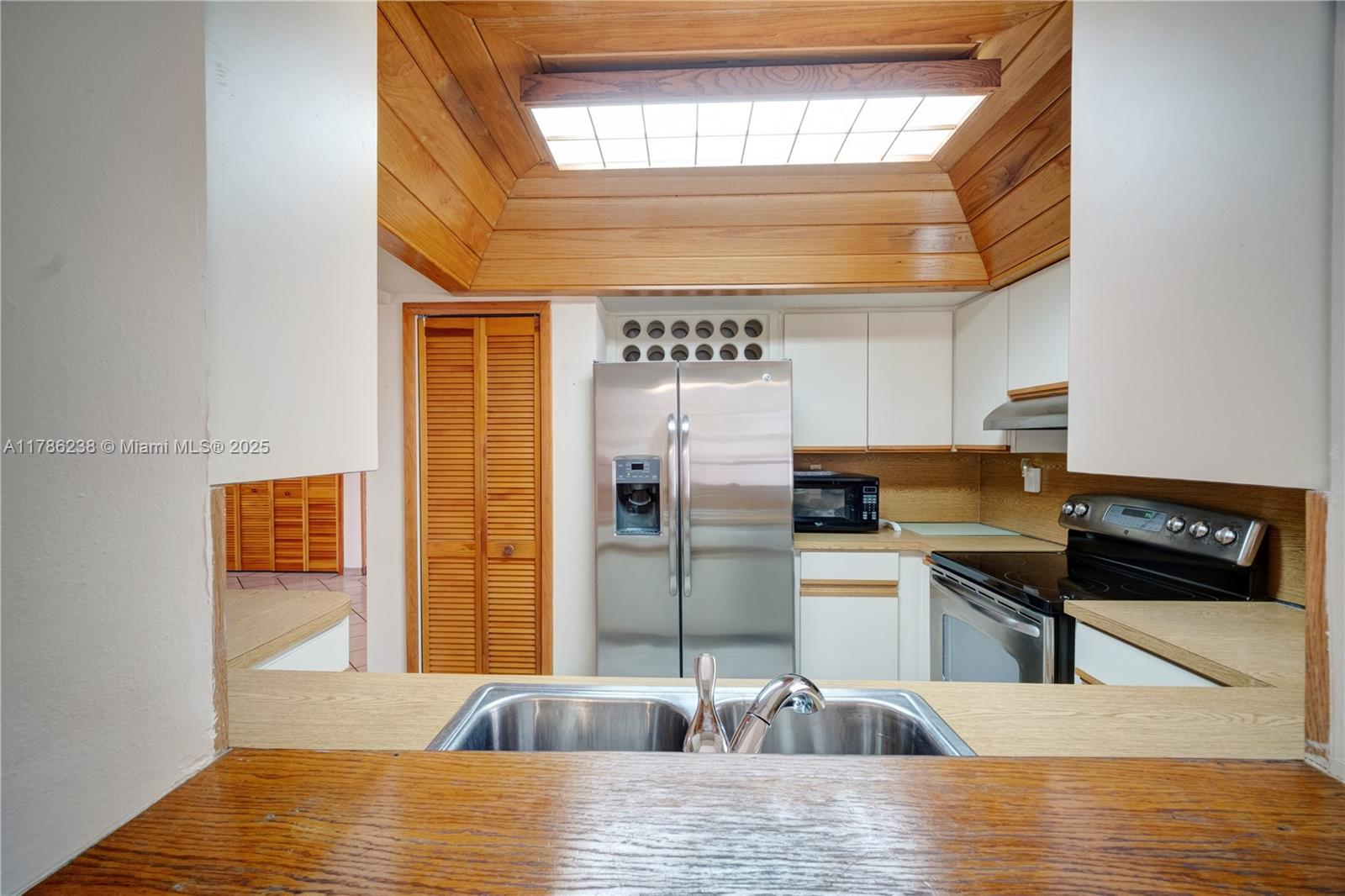 11923 SW 11th Ter # 2 Unit: D-2