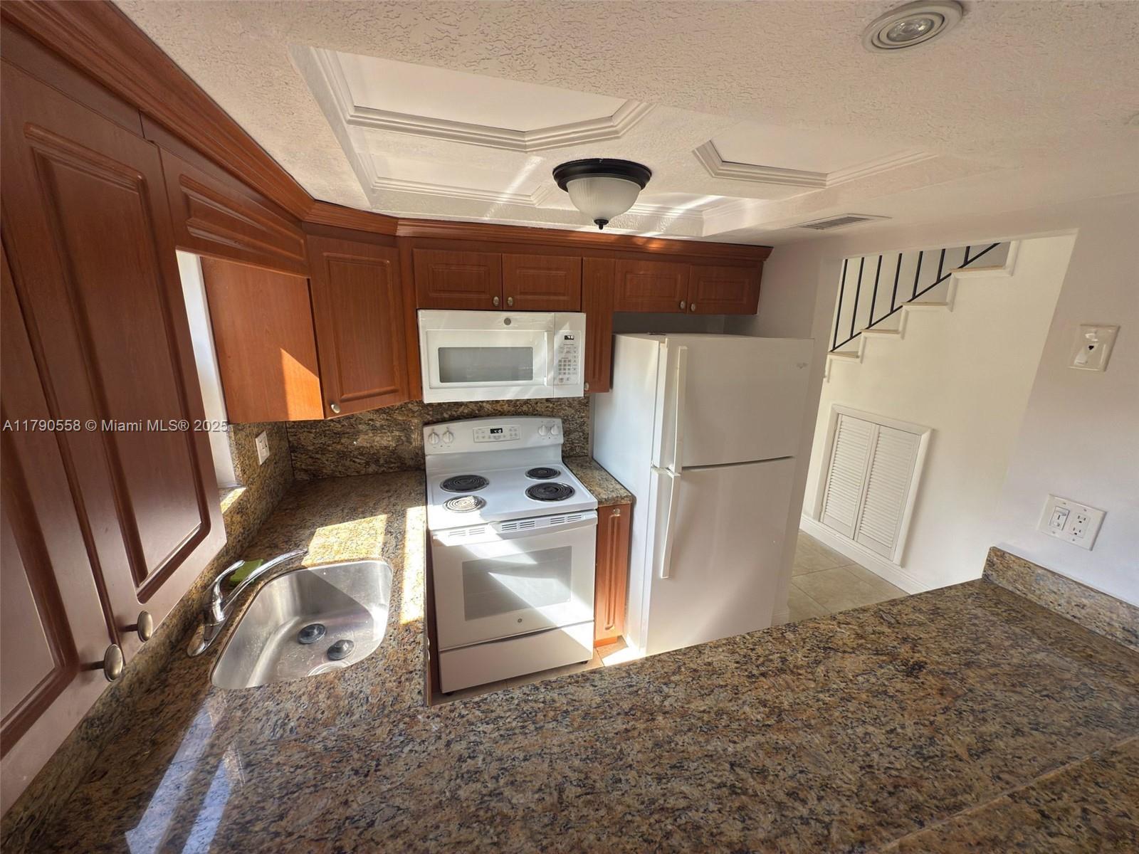 3406 SW 16th Ter # 2 Unit: D-2