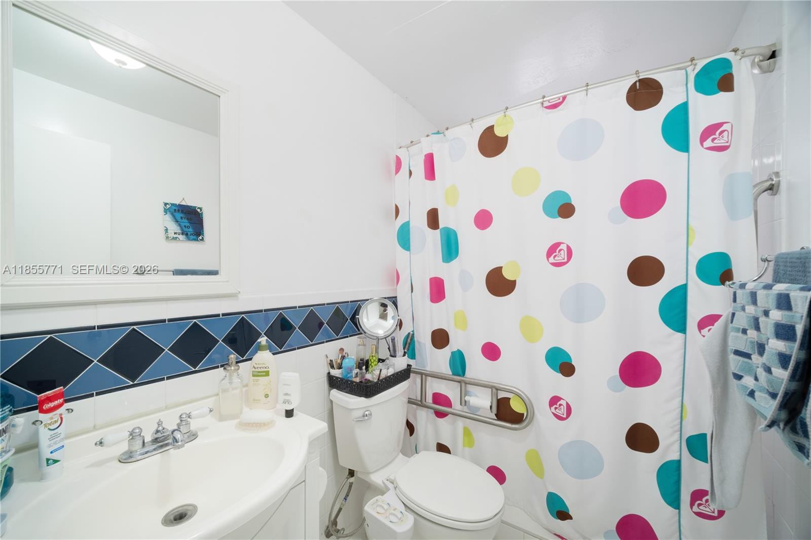 3715 SW 29th St Miami, FL 33134