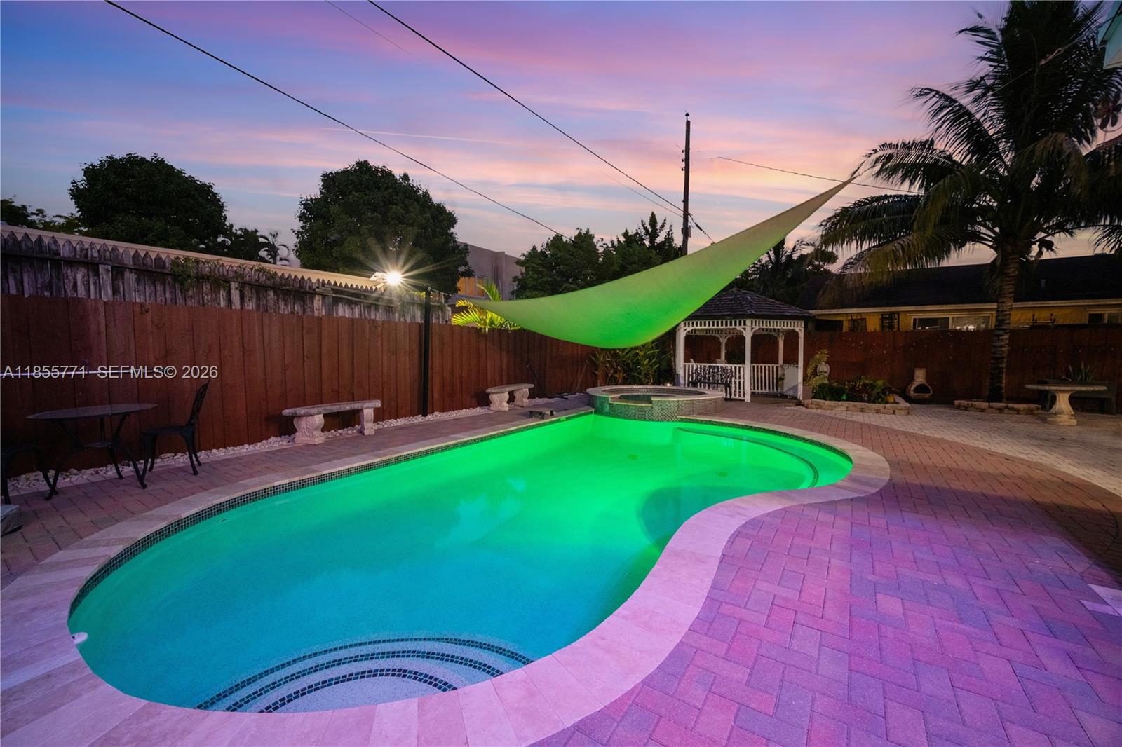 3715 SW 29th St Miami, FL 33134