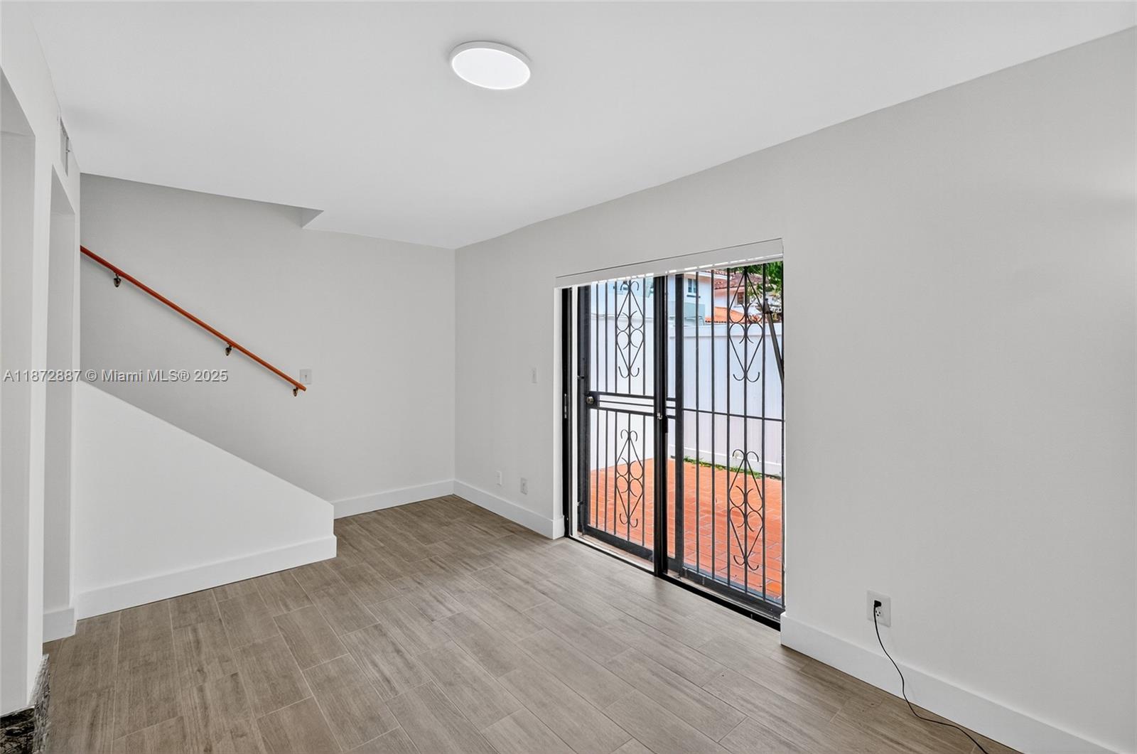 6667 Miller Dr # 13 South Miami, FL 33155