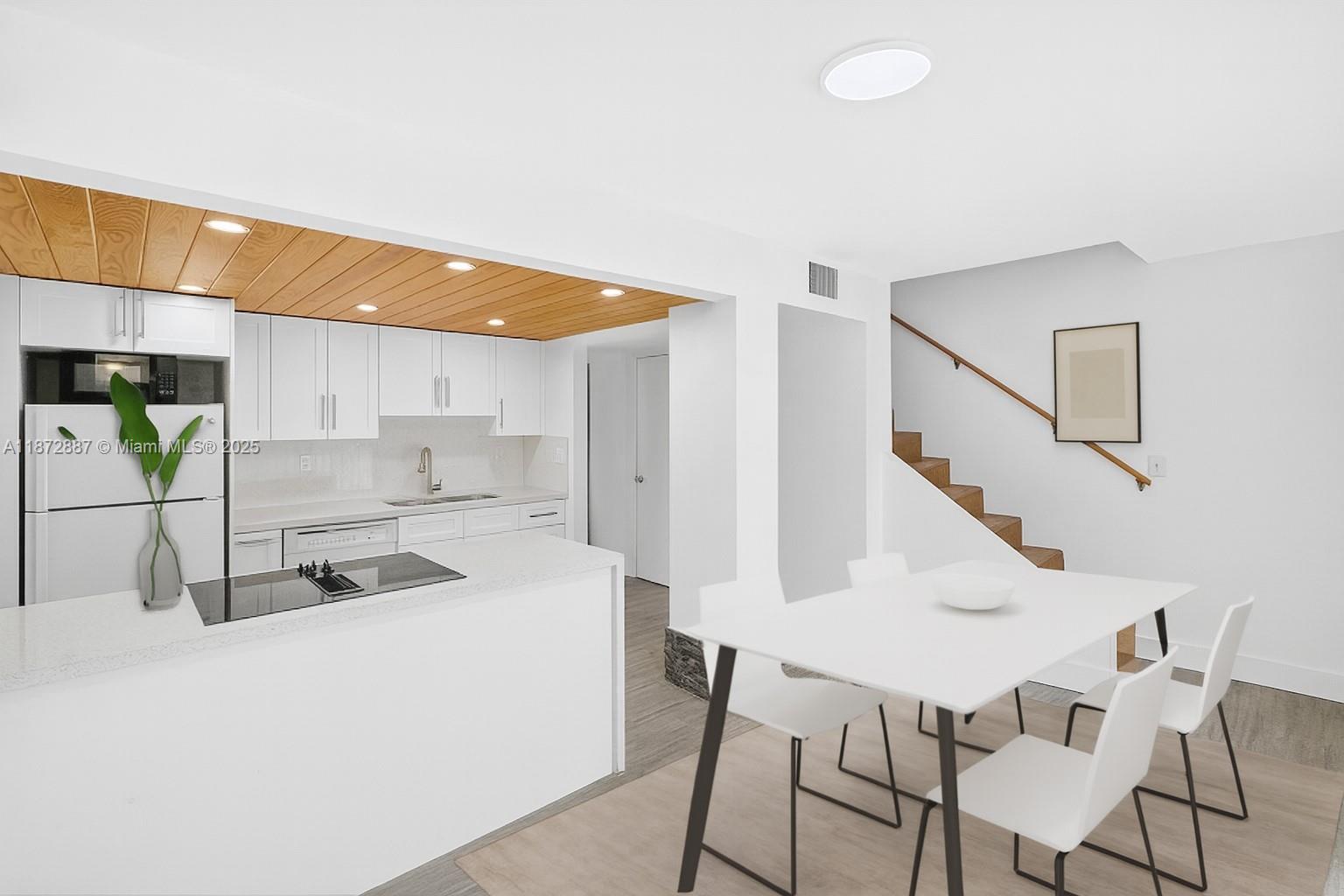 6667 Miller Dr # 13 South Miami, FL 33155