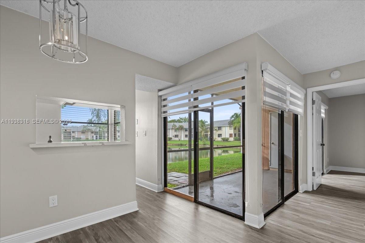 820 N Franklin Ave # 820C