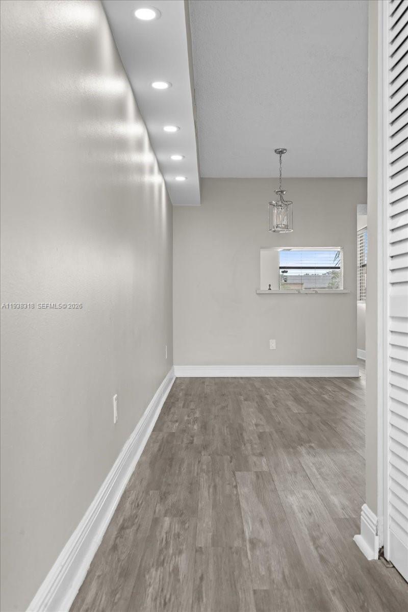 820 N Franklin Ave # 820C