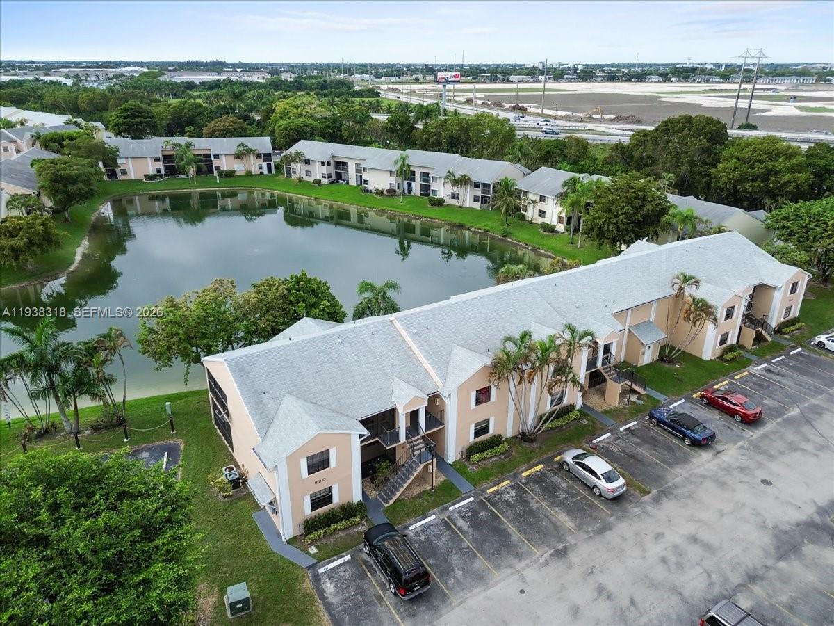 820 N Franklin Ave # 820C