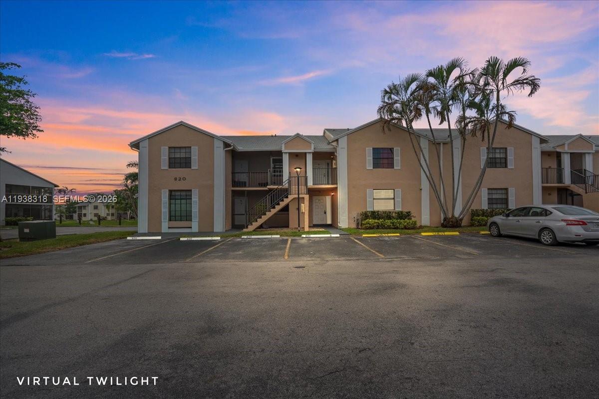820 N Franklin Ave # 820C