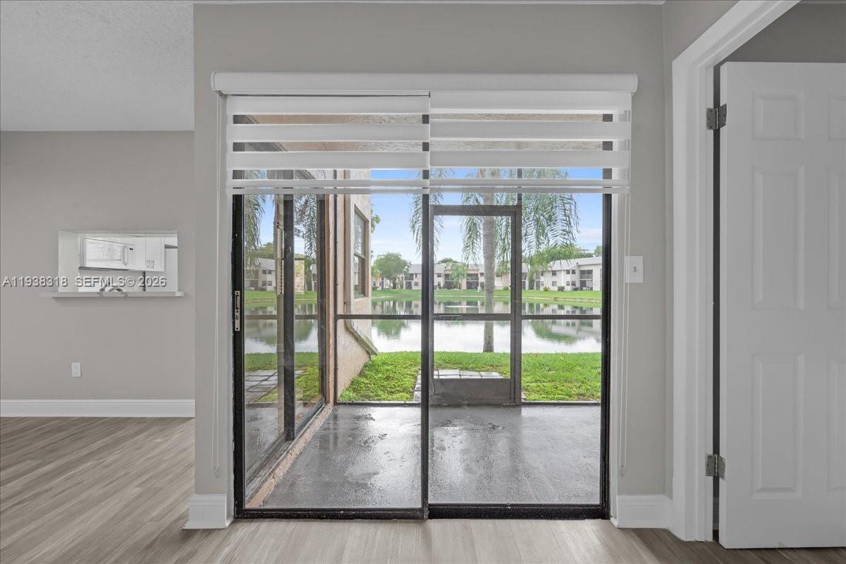 820 N Franklin Ave # 820C