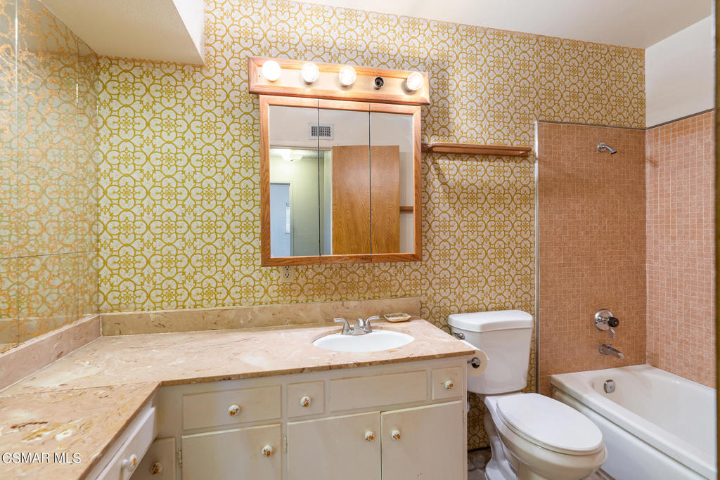 3269 Hereford Court
