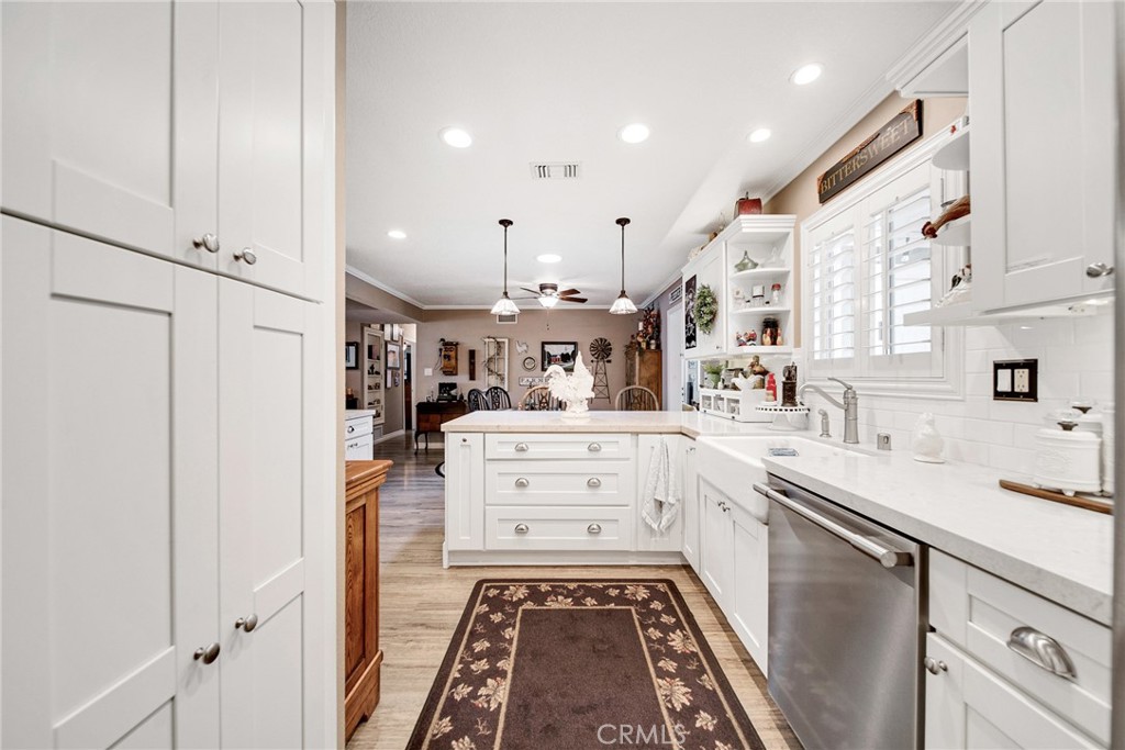 2316 Marshall Avenue