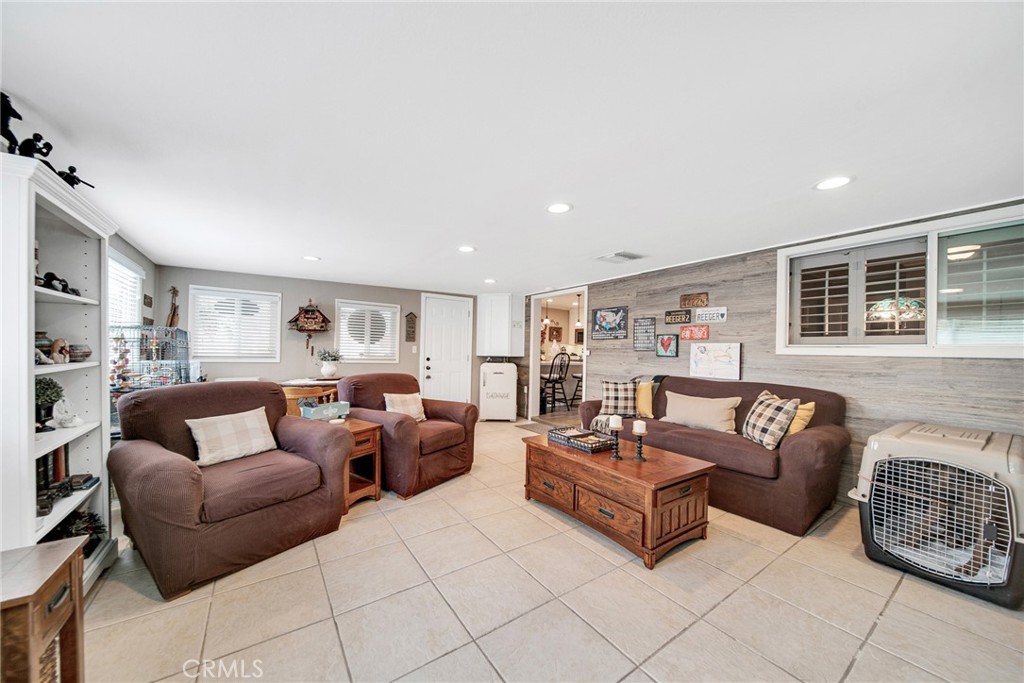 2316 Marshall Avenue