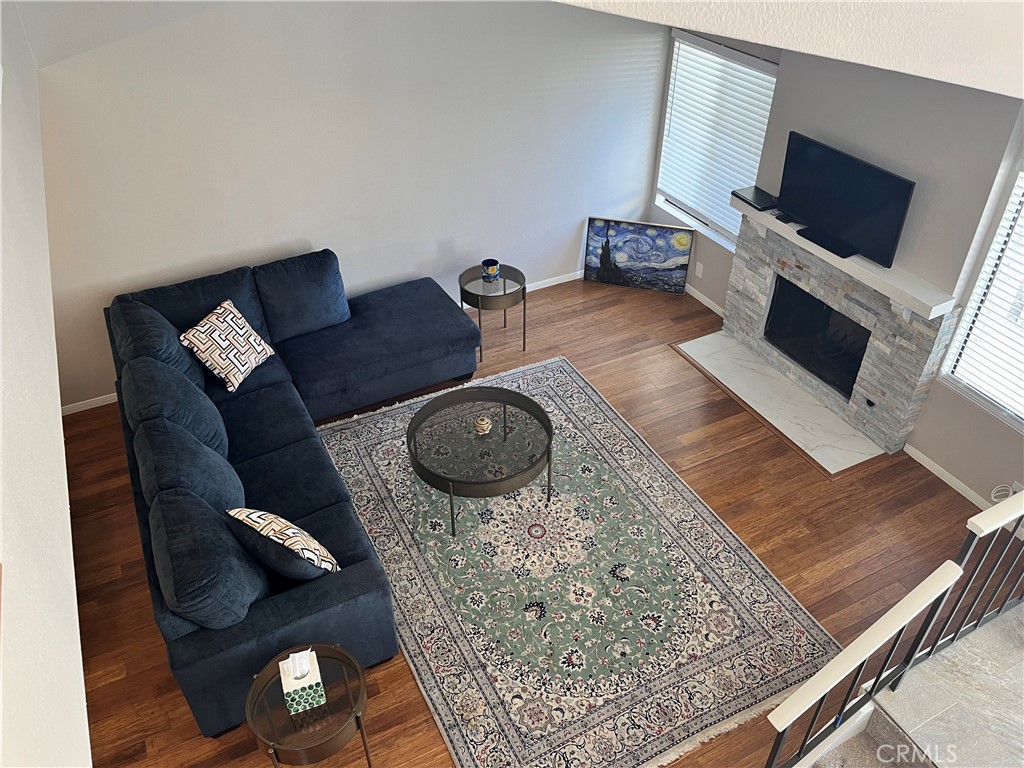 5694 E Los Angeles Avenue