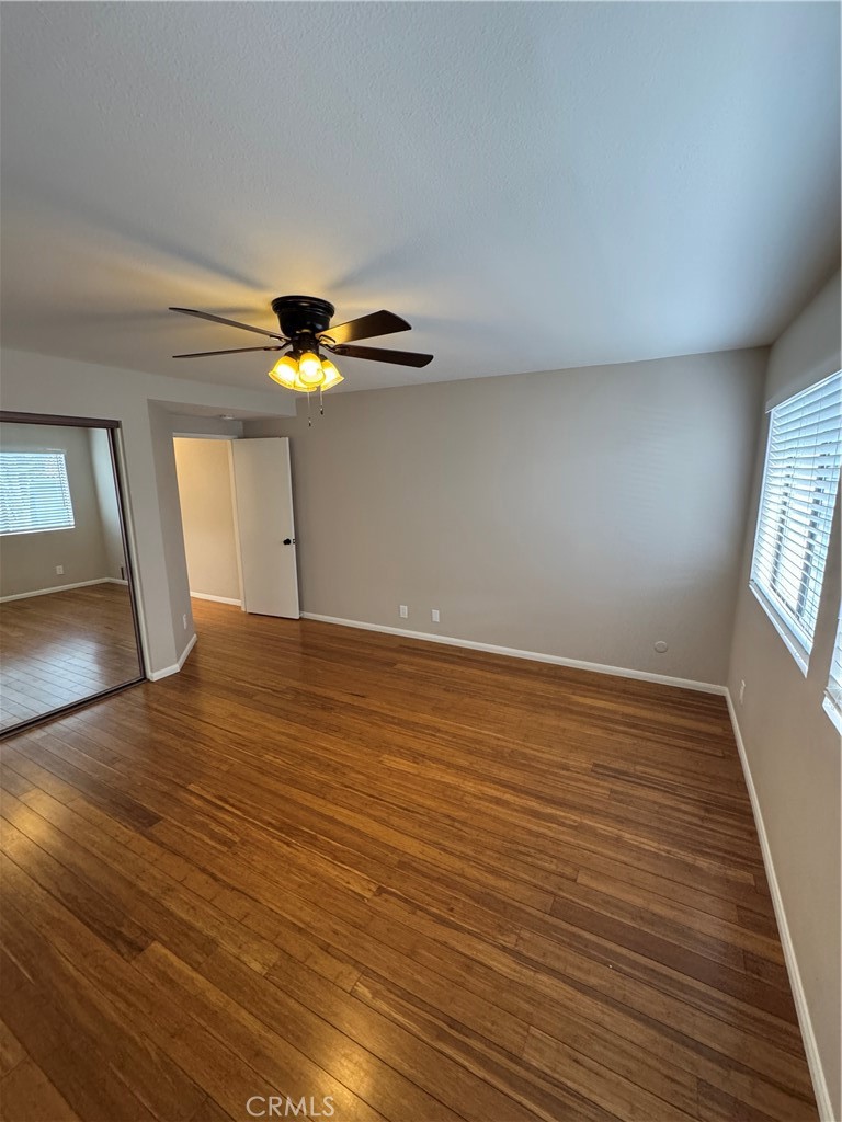 5694 E Los Angeles Avenue