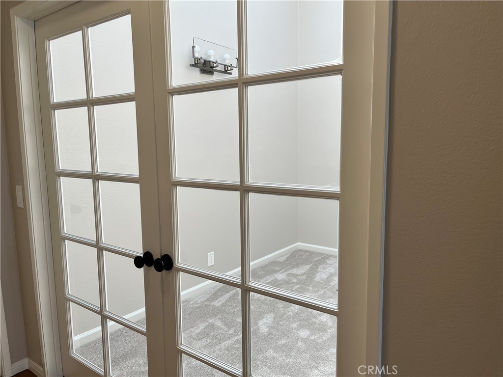 5694 E Los Angeles Avenue