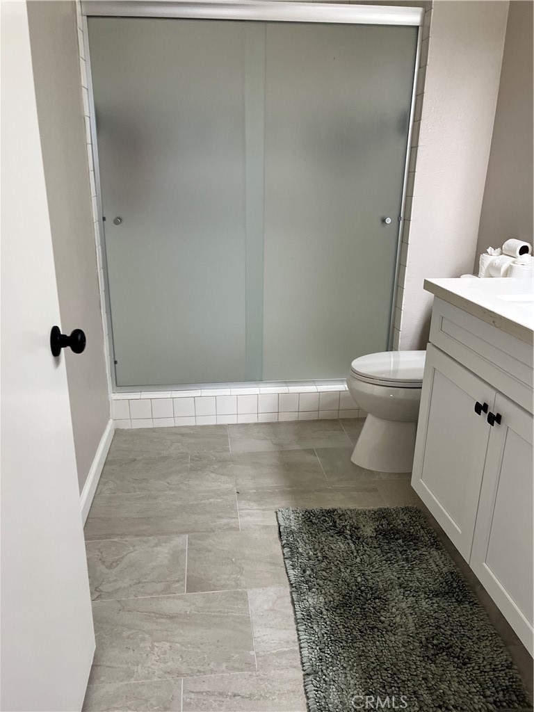 5694 E Los Angeles Avenue