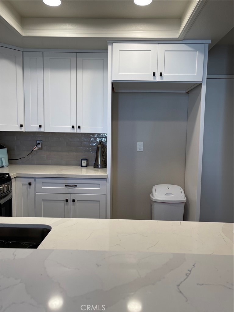 5694 E Los Angeles Avenue