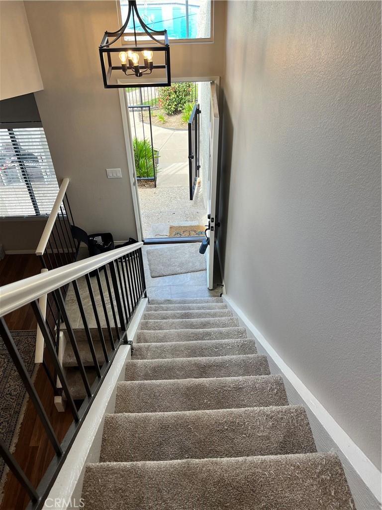 5694 E Los Angeles Avenue