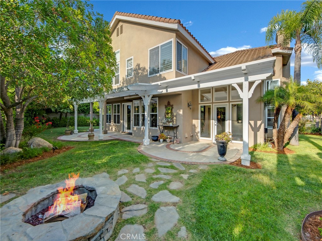 125 Heath Meadow Place