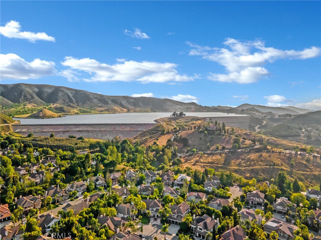 125 Heath Meadow Place